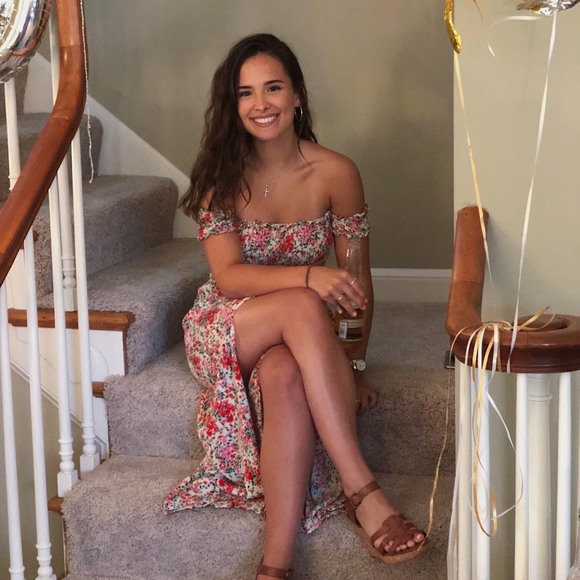 _emilyhoward_